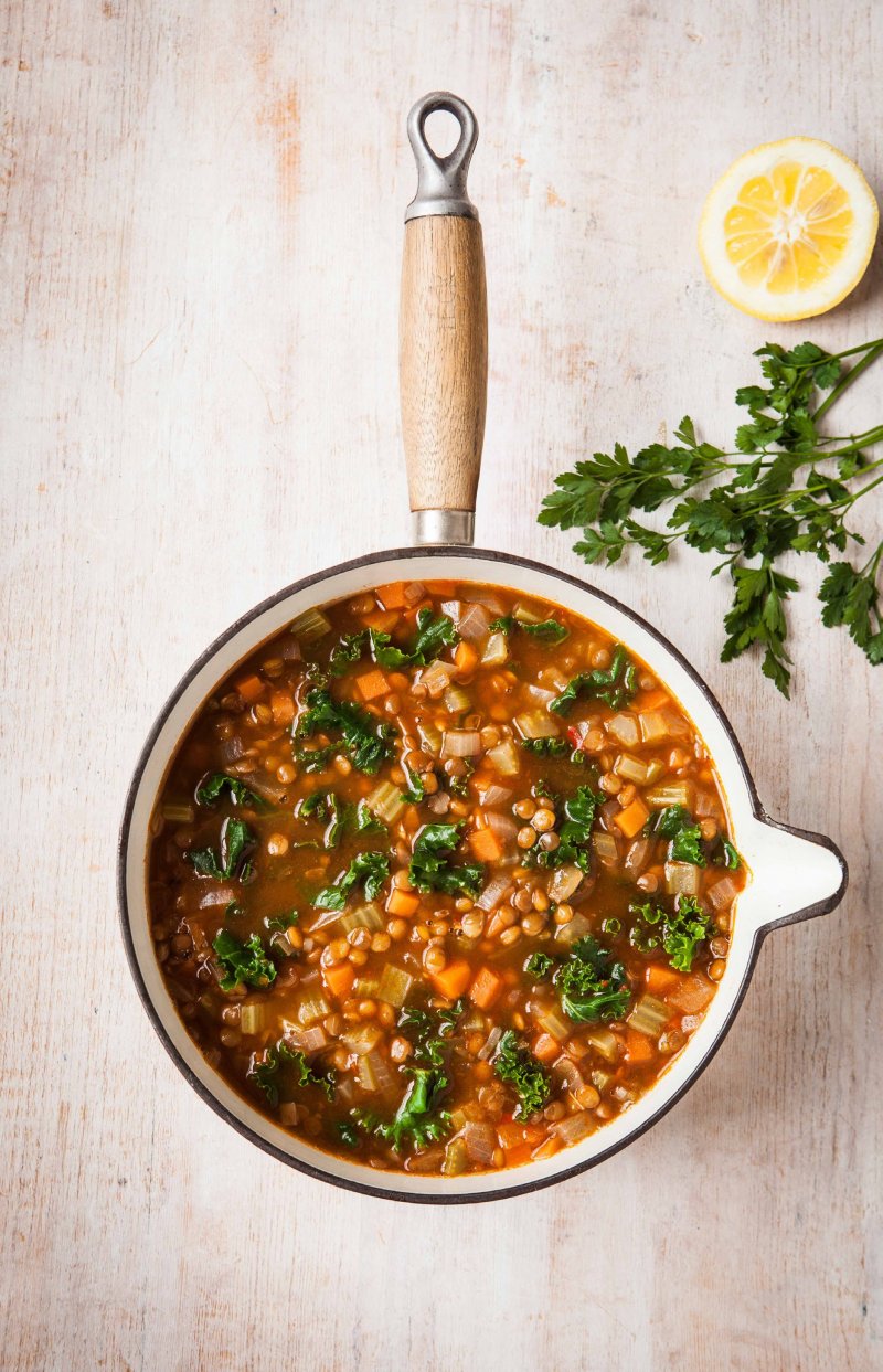 Spicy lentil and kale soup